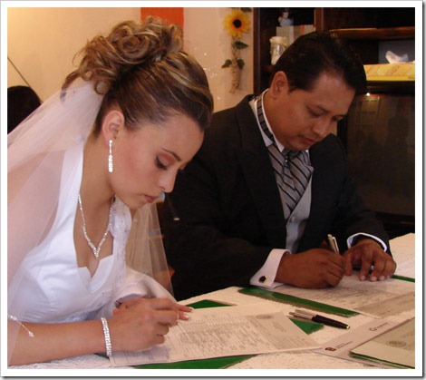 Firmando ante el juez